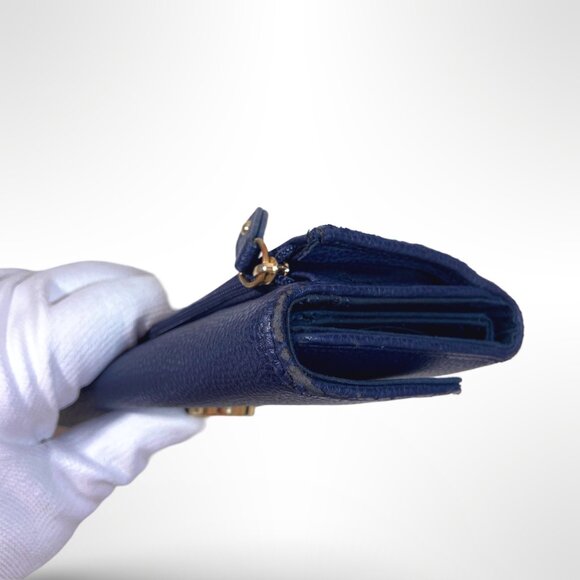 Vintage Tommy Hilfiger Blue Pebbled Leather Large Logo Wallet - Picture 10 of 14